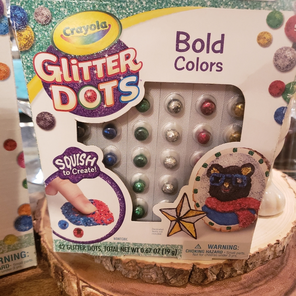 Glitter dots Crayola